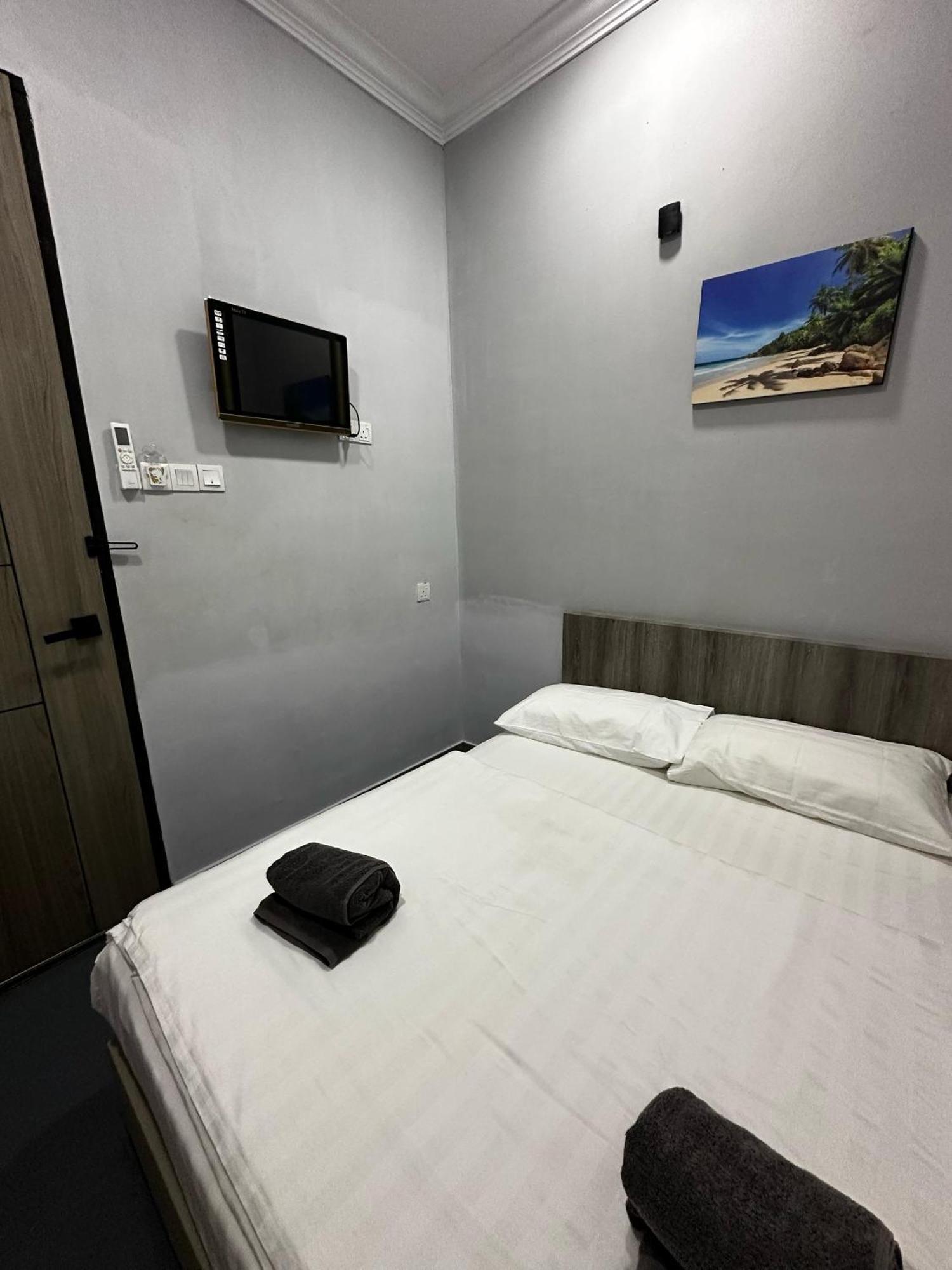 The Room Perhentian - Long Beach Kampung Kuala Besut Exteriör bild